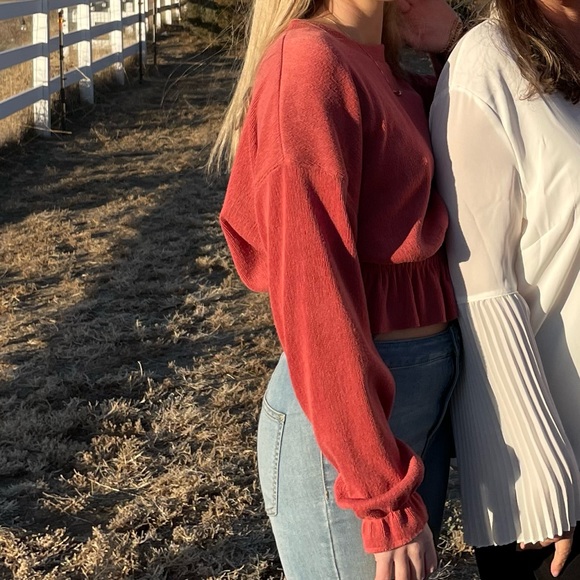 Zara Sweater Top - Picture 3 of 9